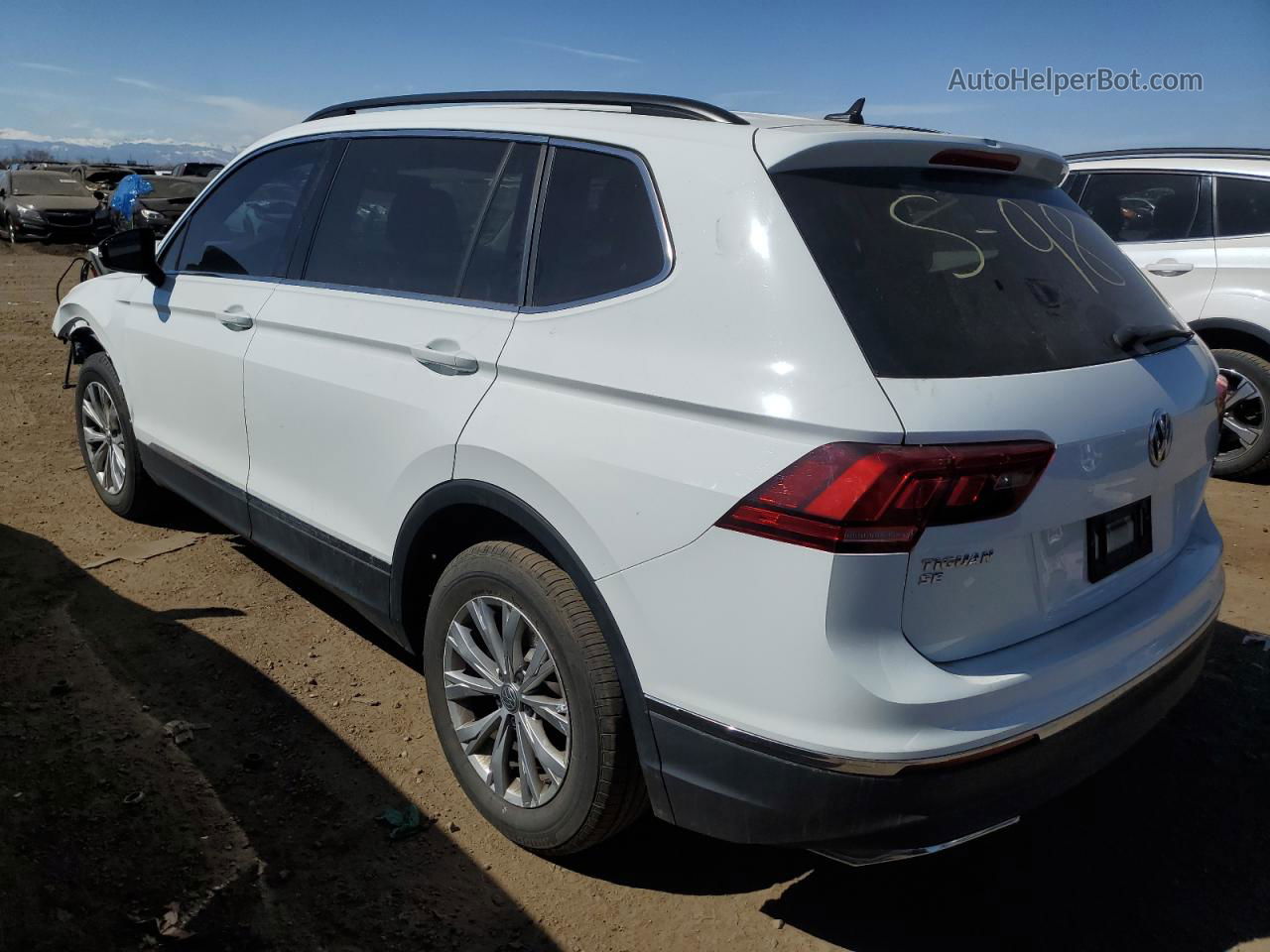 2018 Volkswagen Tiguan Se White vin: 3VV2B7AXXJM000546