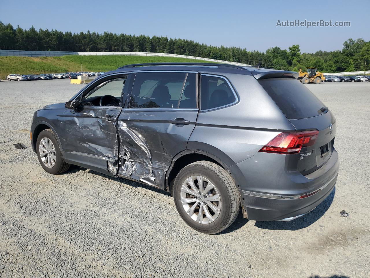 2018 Volkswagen Tiguan Se Gray vin: 3VV2B7AXXJM024779