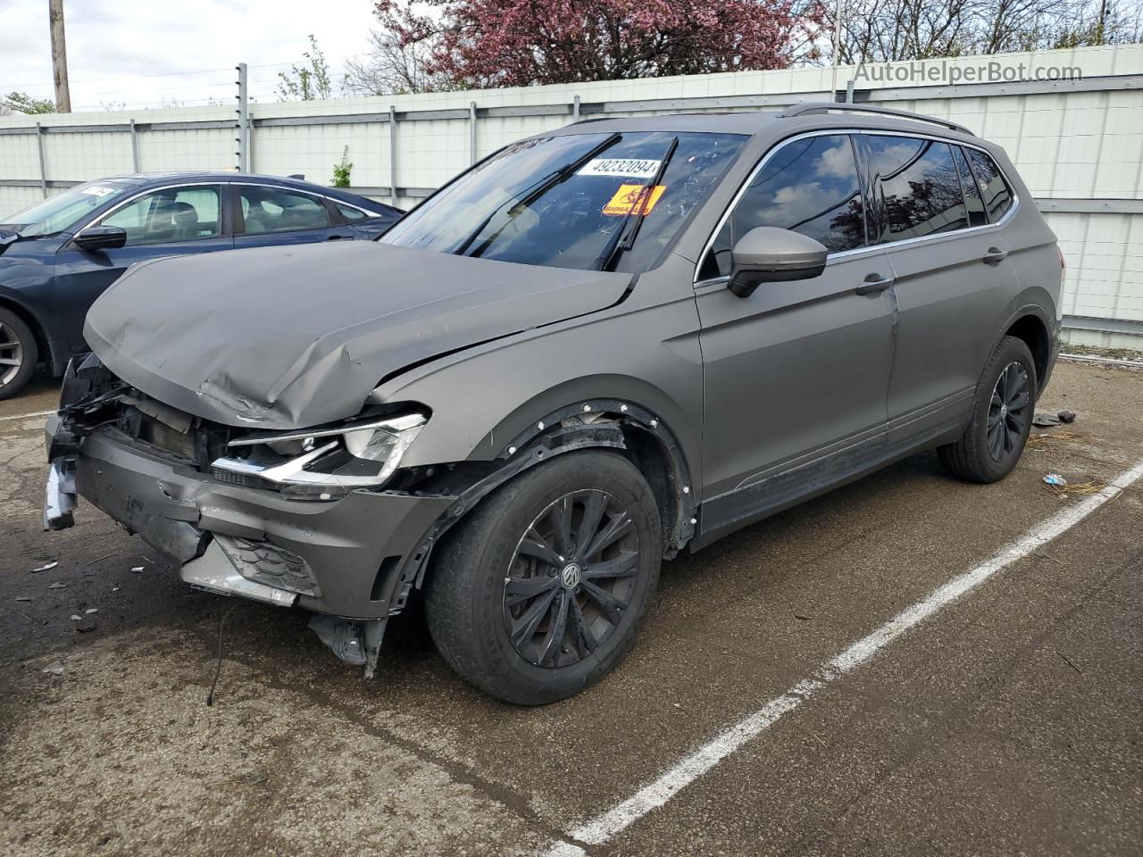 2018 Volkswagen Tiguan Se Gray vin: 3VV2B7AXXJM103515