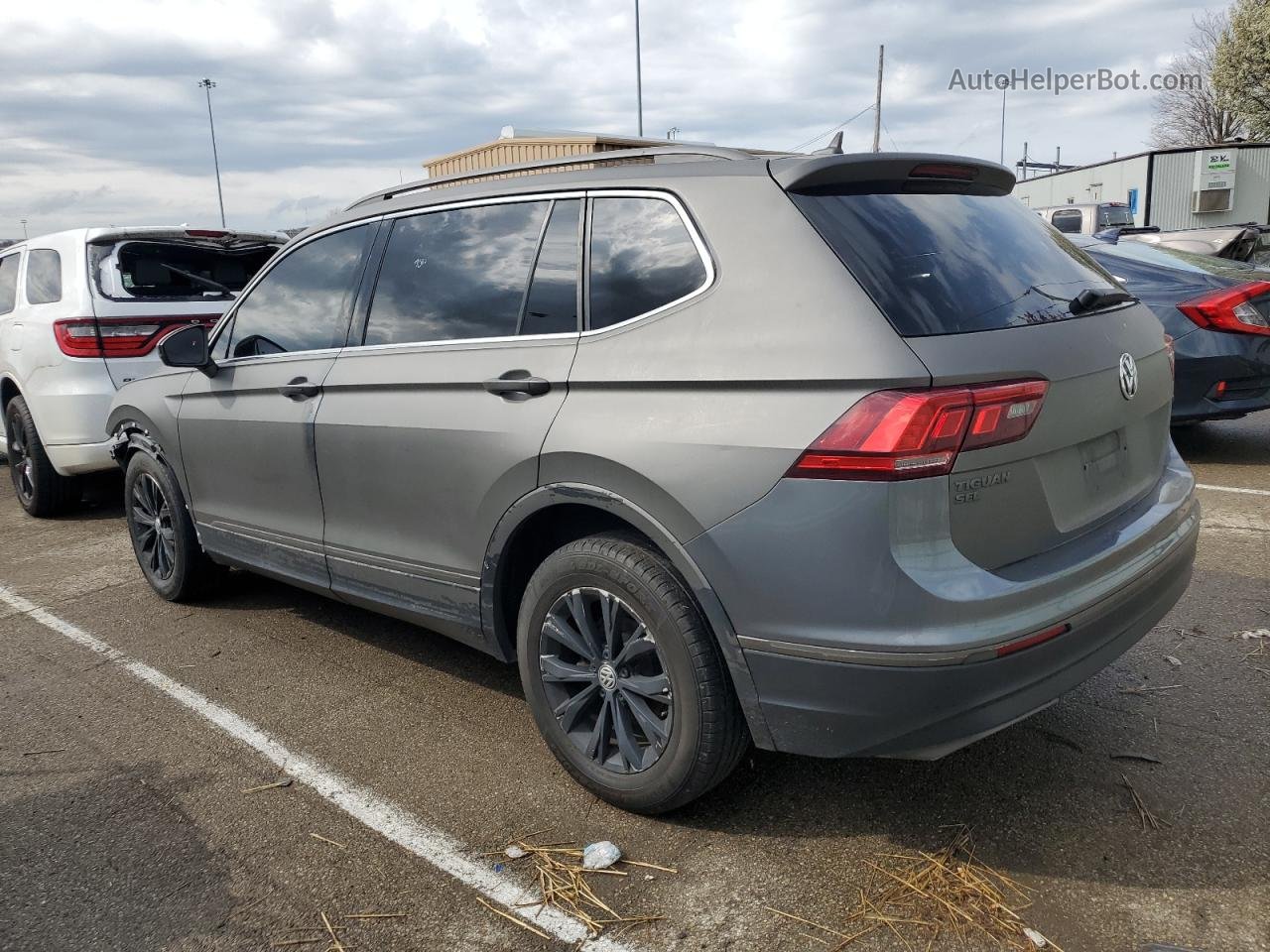 2018 Volkswagen Tiguan Se Gray vin: 3VV2B7AXXJM103515