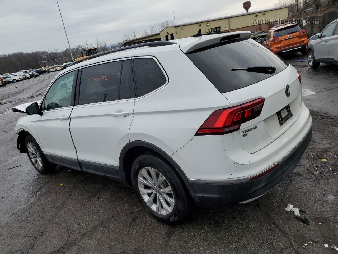 2018 Volkswagen Tiguan Se White vin: 3VV2B7AXXJM109671