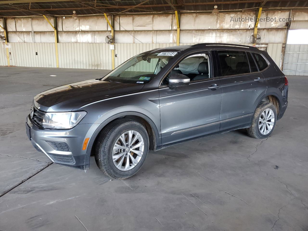 2018 Volkswagen Tiguan Se Угольный vin: 3VV2B7AXXJM136109