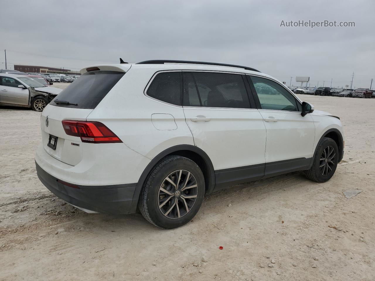 2019 Volkswagen Tiguan Se White vin: 3VV2B7AXXKM070632