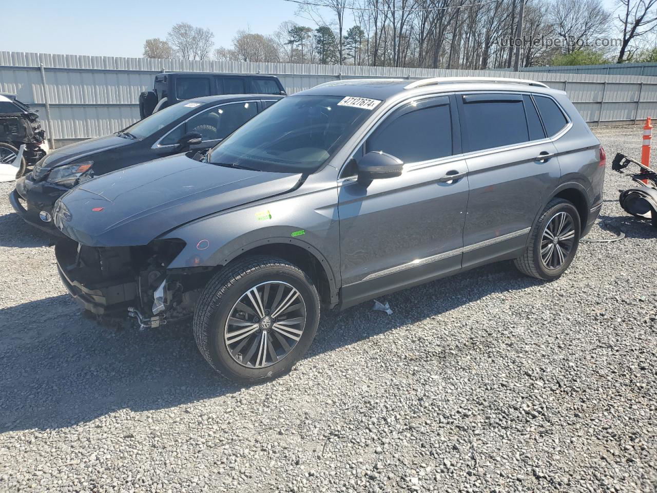 2019 Volkswagen Tiguan Se Gray vin: 3VV2B7AXXKM182203