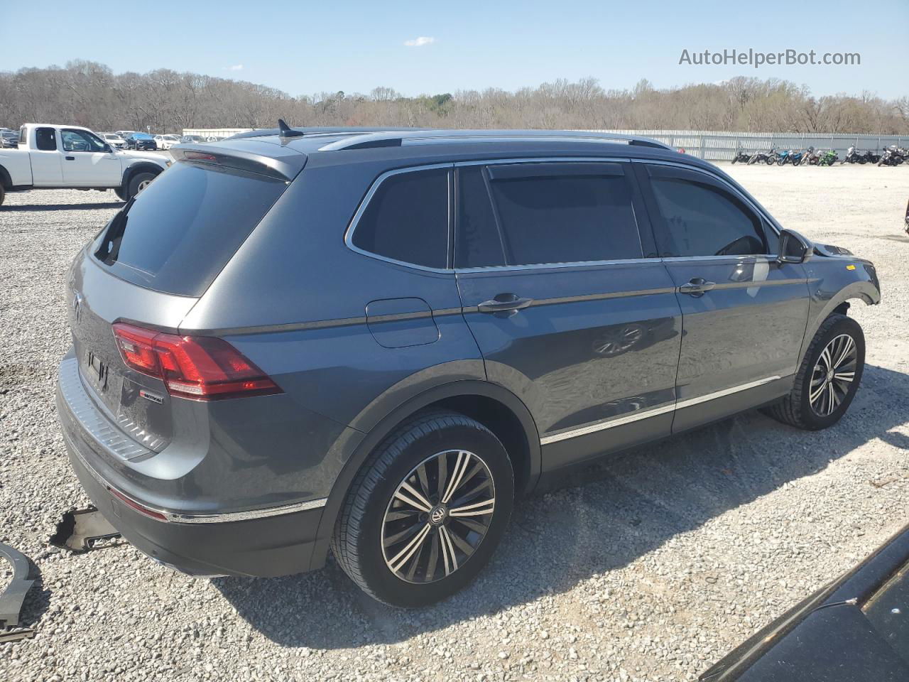 2019 Volkswagen Tiguan Se Gray vin: 3VV2B7AXXKM182203