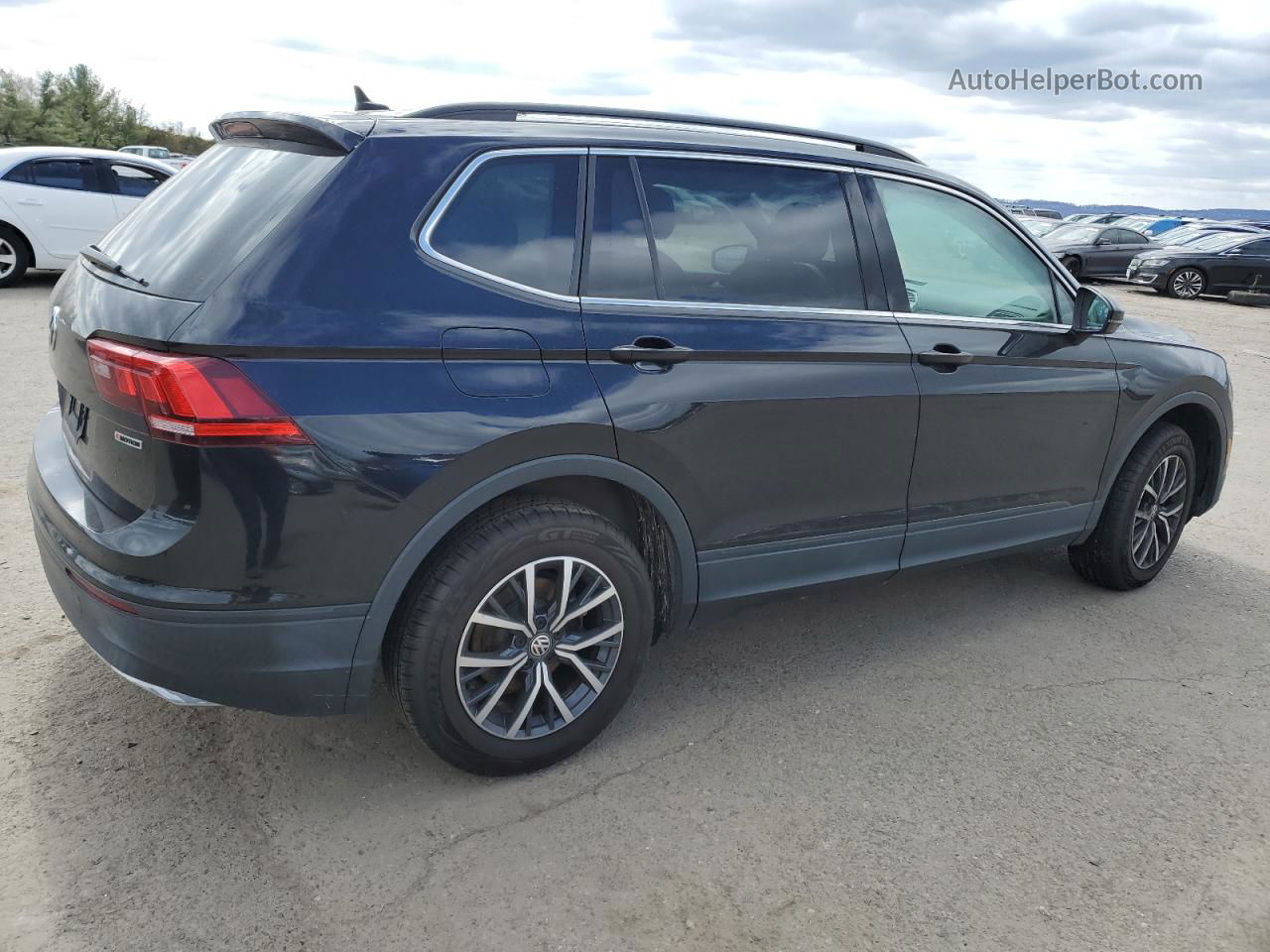 2019 Volkswagen Tiguan Se Black vin: 3VV2B7AXXKM191693