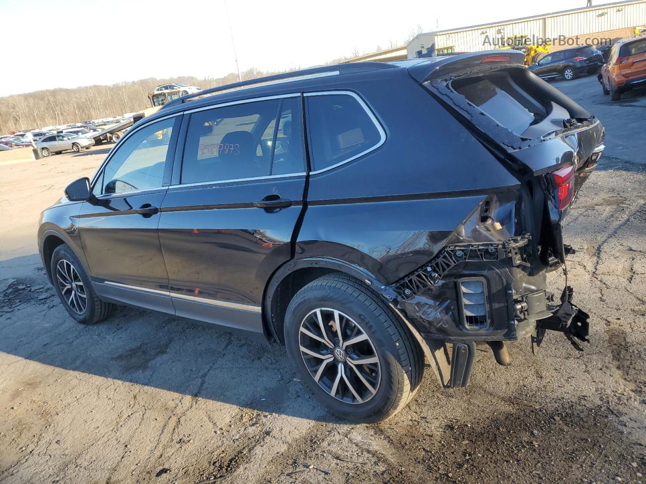 2021 Volkswagen Tiguan Se Черный vin: 3VV2B7AXXMM158499