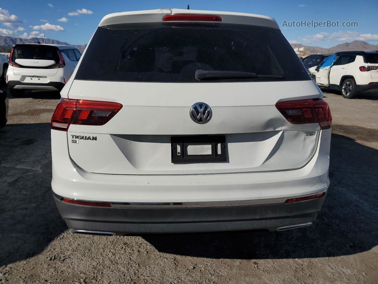 2018 Volkswagen Tiguan Se White vin: 3VV3B7AX0JM002679