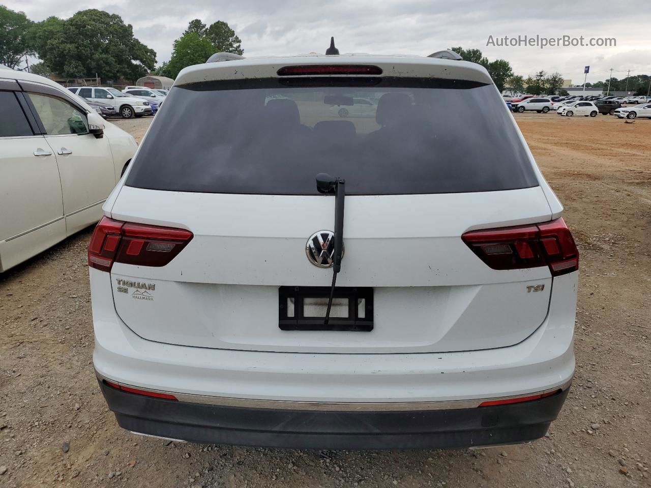 2018 Volkswagen Tiguan Se Белый vin: 3VV3B7AX0JM149424