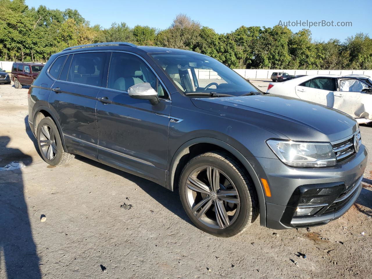 2018 Volkswagen Tiguan Se Gray vin: 3VV3B7AX0JM172606