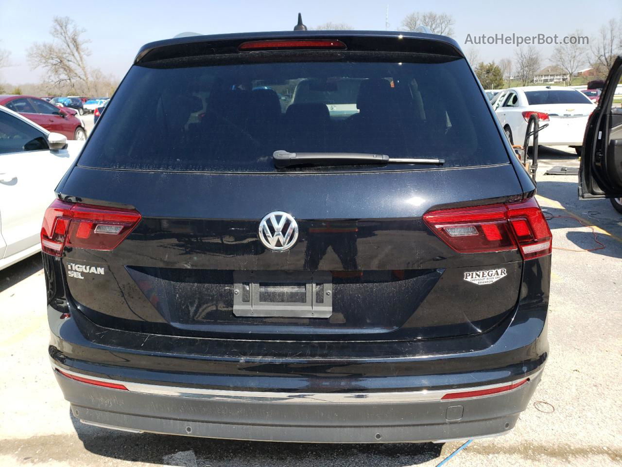 2019 Volkswagen Tiguan Se Black vin: 3VV3B7AX0KM164488