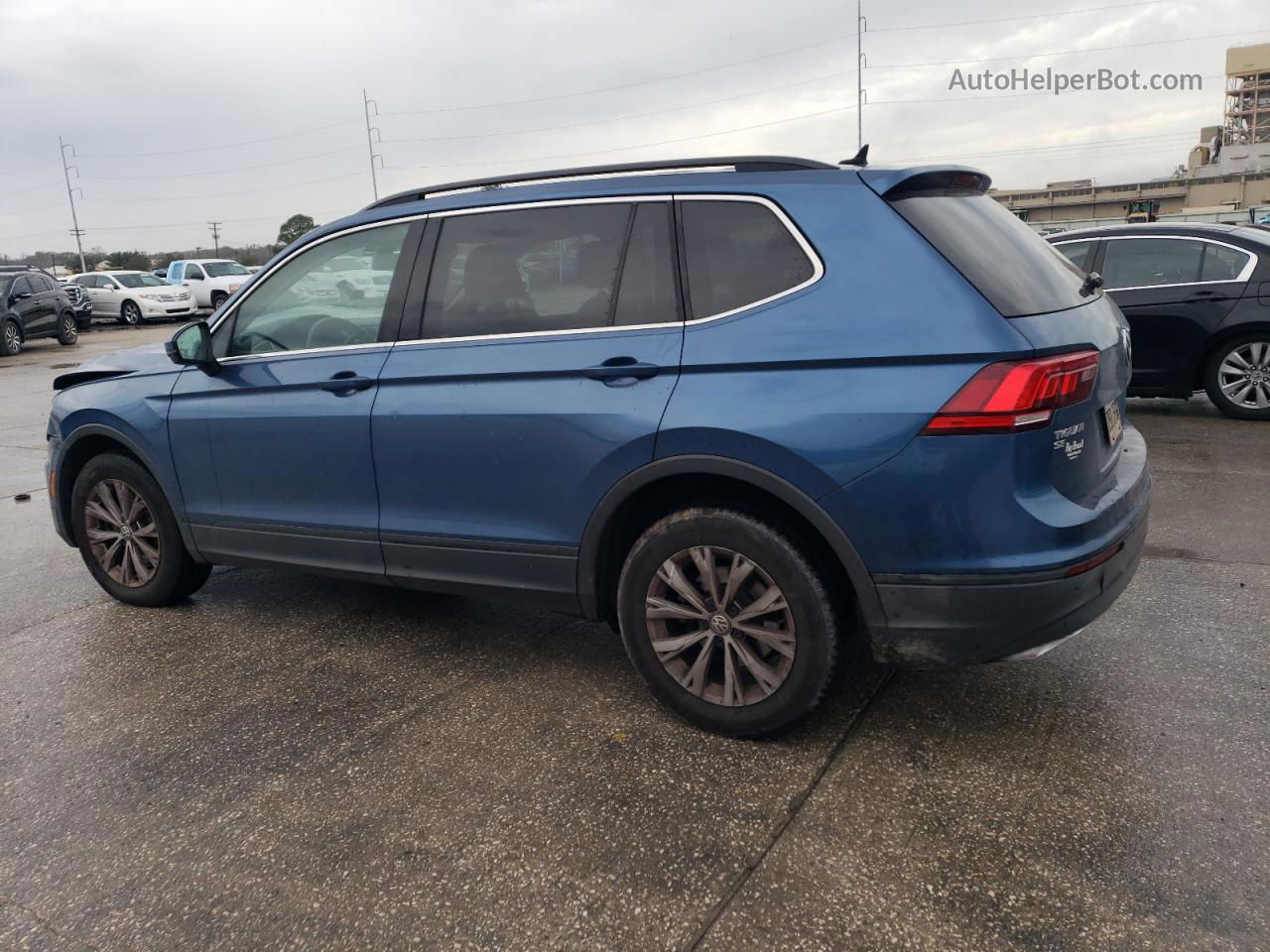 2019 Volkswagen Tiguan Se Синий vin: 3VV3B7AX1KM040648