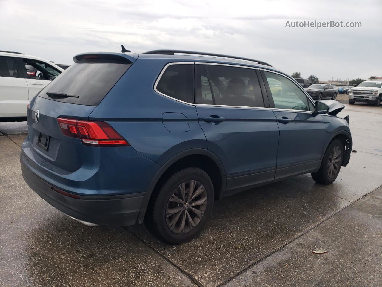 2019 Volkswagen Tiguan Se Синий vin: 3VV3B7AX1KM040648