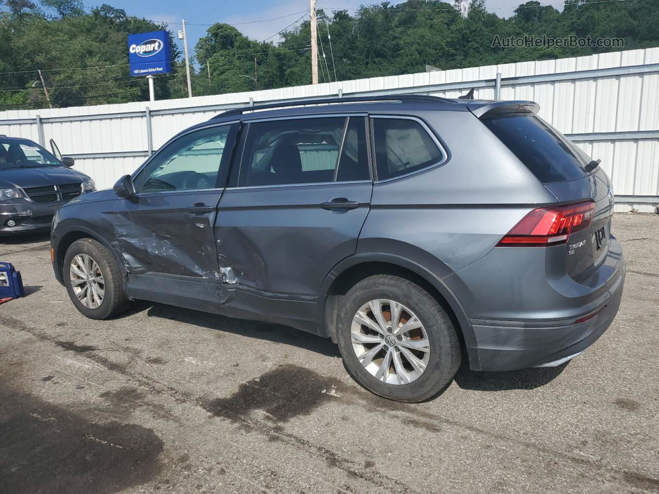 2019 Volkswagen Tiguan Se Серый vin: 3VV3B7AX1KM065940