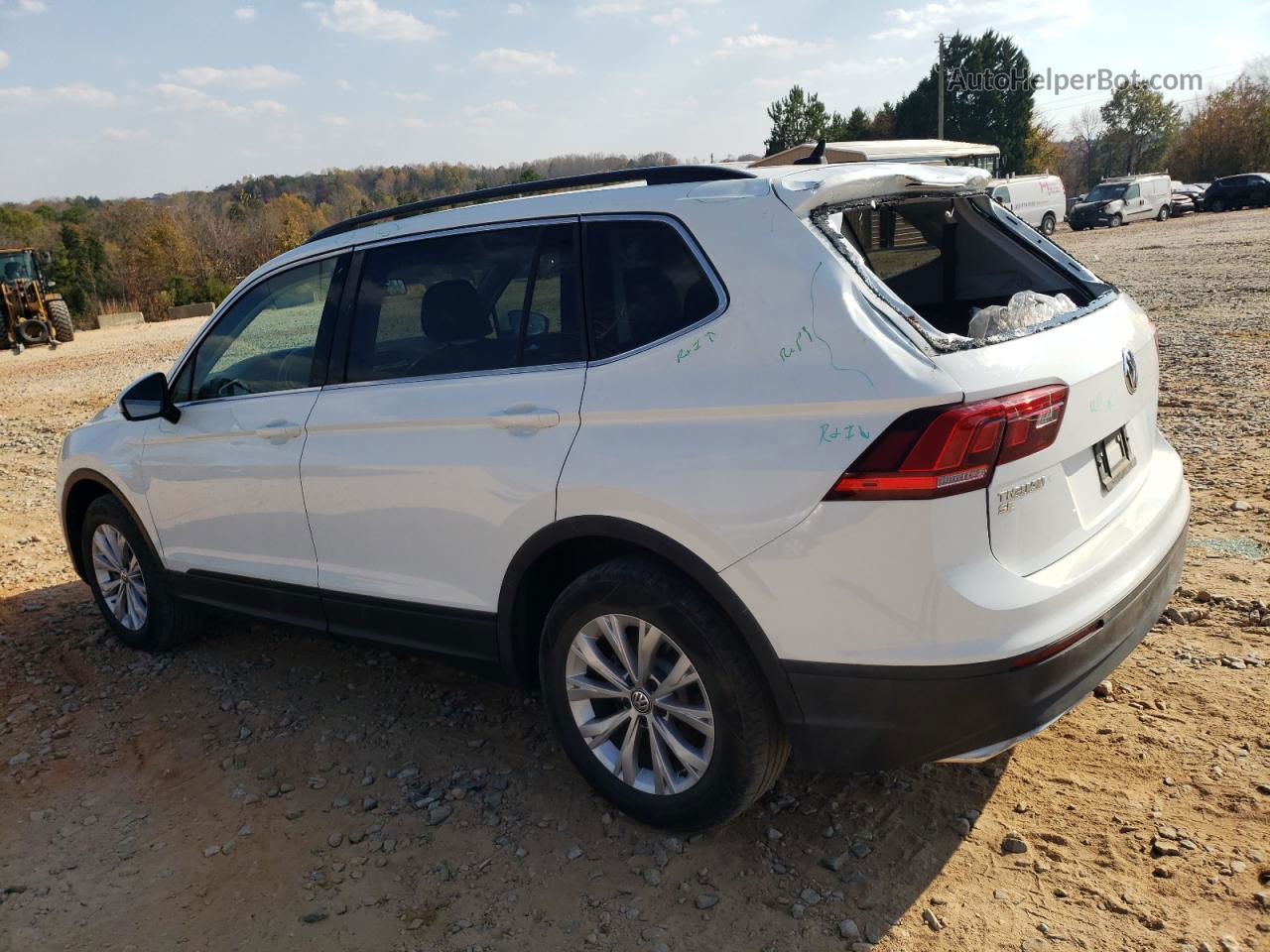 2019 Volkswagen Tiguan Se White vin: 3VV3B7AX1KM071429