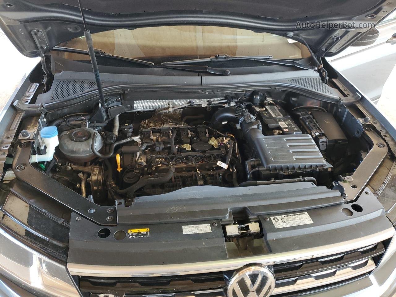 2019 Volkswagen Tiguan Se Gray vin: 3VV3B7AX1KM077926