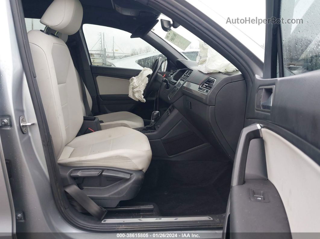 2019 Volkswagen Tiguan 2.0t Se/2.0t Sel/2.0t Sel R-line/2.0t Sel R-line Black Серебряный vin: 3VV3B7AX1KM121603