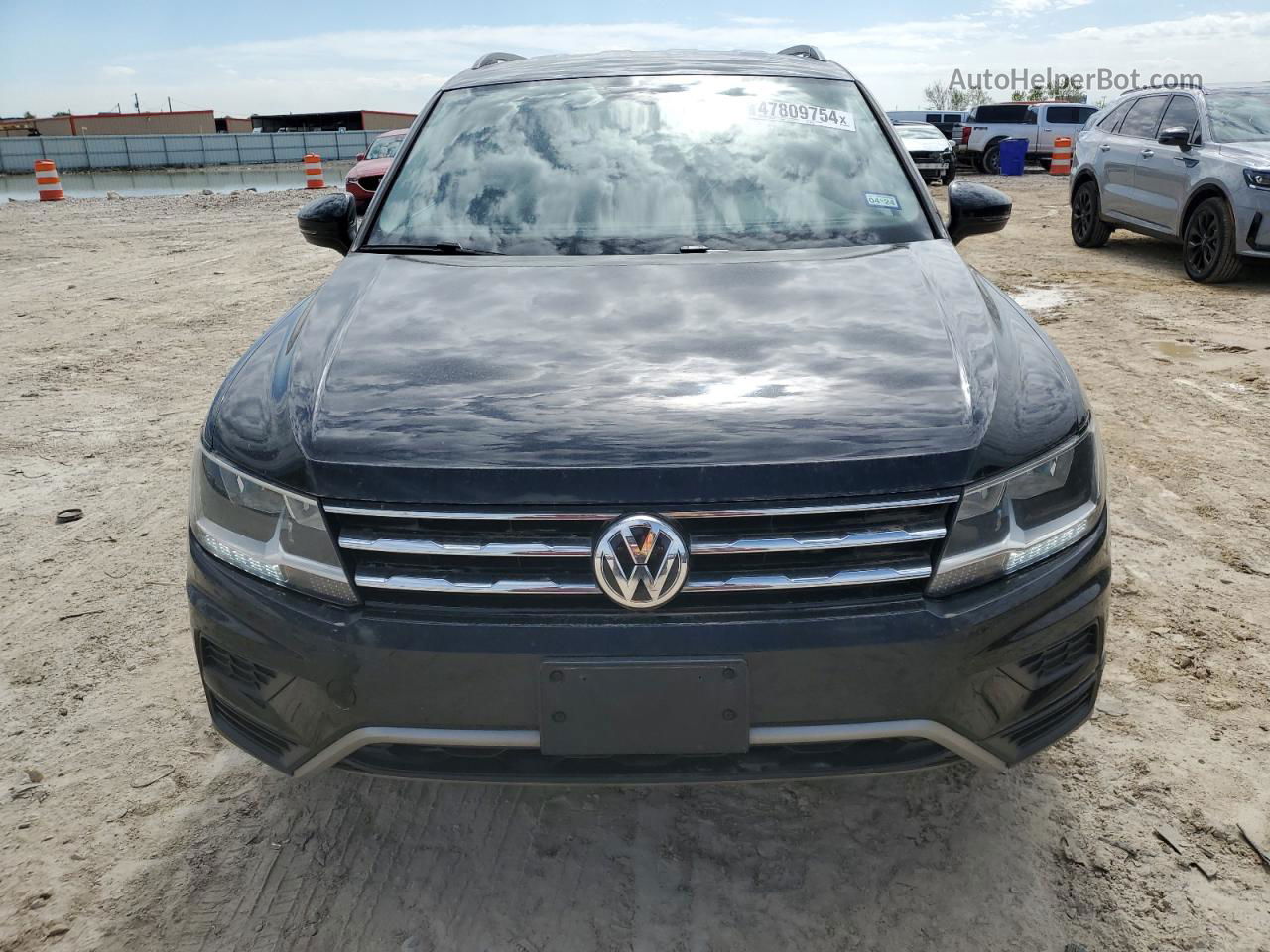 2018 Volkswagen Tiguan Se Черный vin: 3VV3B7AX2JM079053