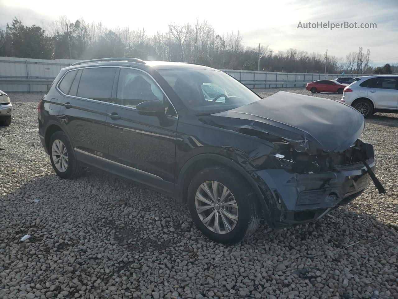 2018 Volkswagen Tiguan Se Black vin: 3VV3B7AX2JM113072