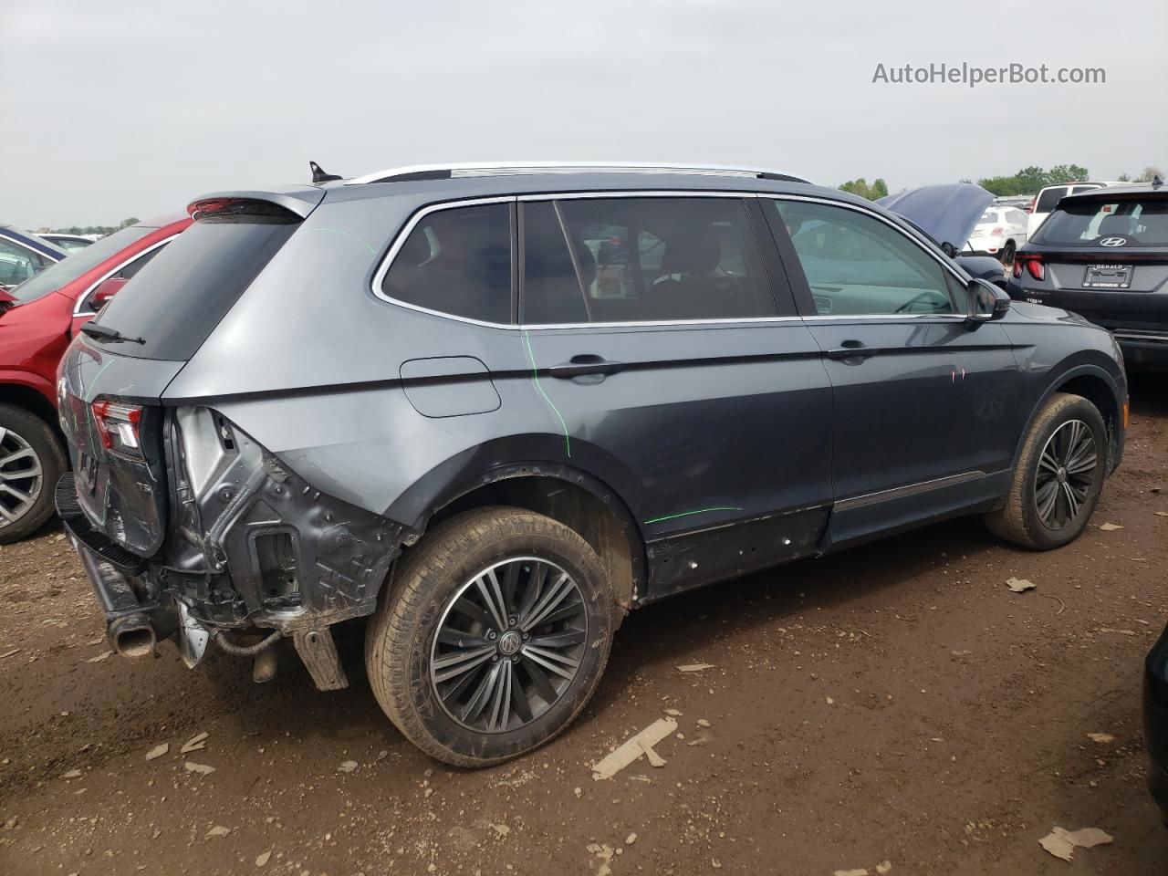 2018 Volkswagen Tiguan Se Gray vin: 3VV3B7AX2JM175622