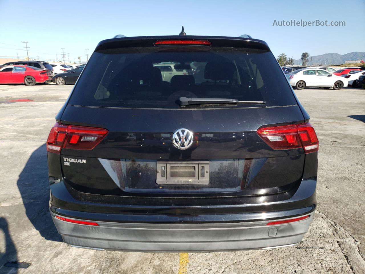 2019 Volkswagen Tiguan Se Черный vin: 3VV3B7AX2KM047768