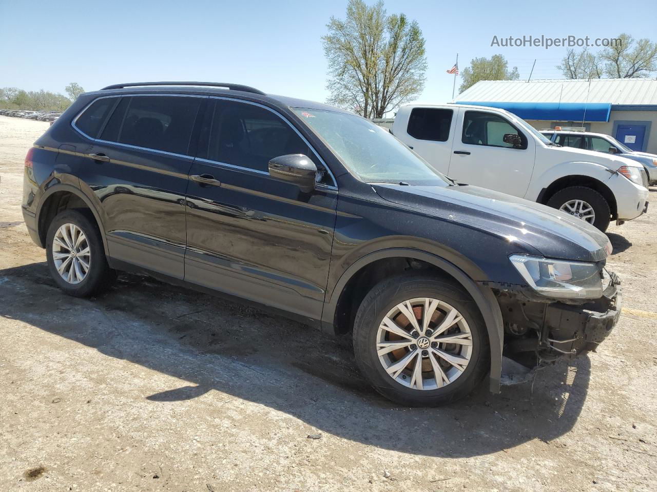 2019 Volkswagen Tiguan Se Черный vin: 3VV3B7AX2KM065798