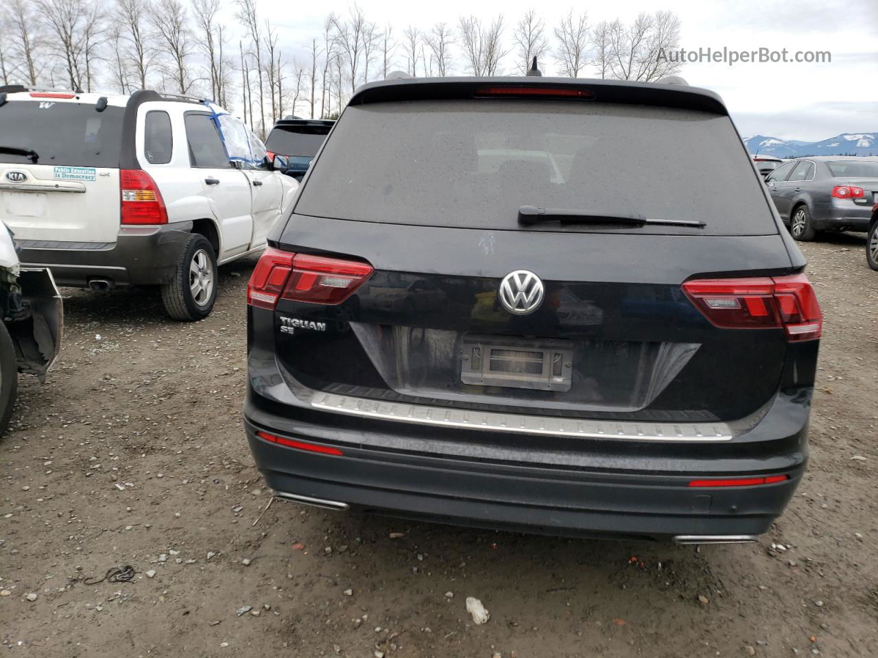 2019 Volkswagen Tiguan Se Black vin: 3VV3B7AX2KM151922