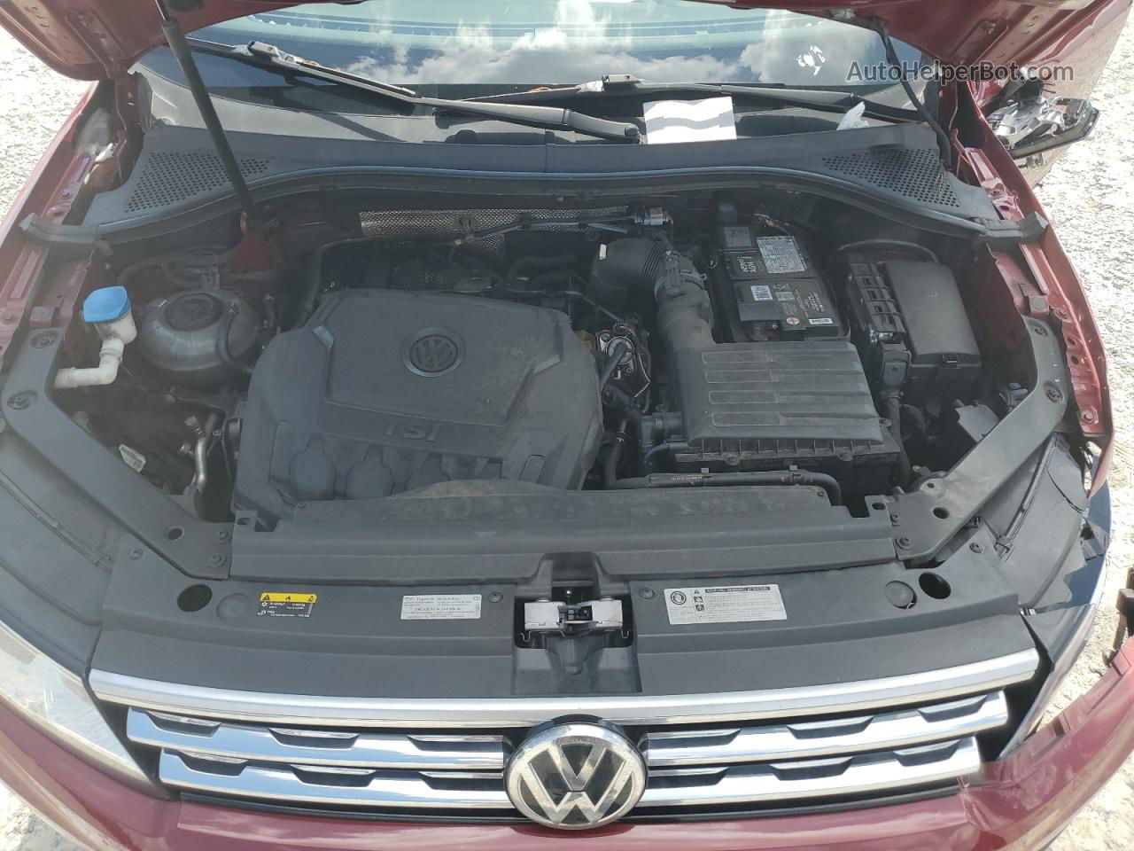 2018 Volkswagen Tiguan Se Красный vin: 3VV3B7AX3JM176827