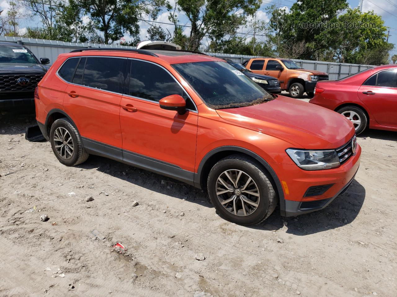 2019 Volkswagen Tiguan Se Orange vin: 3VV3B7AX3KM039355