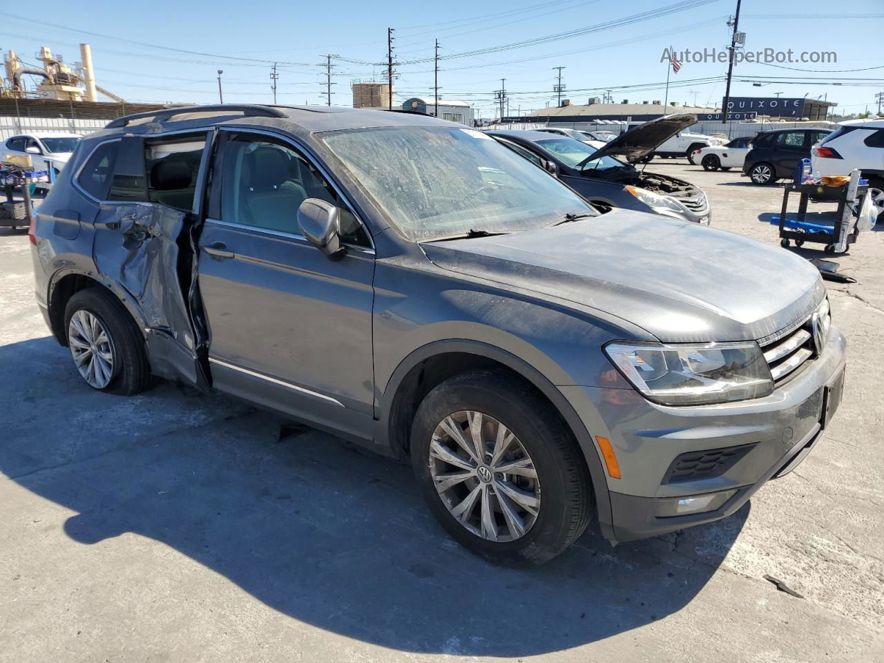 2018 Volkswagen Tiguan Se Gray vin: 3VV3B7AX5JM040005