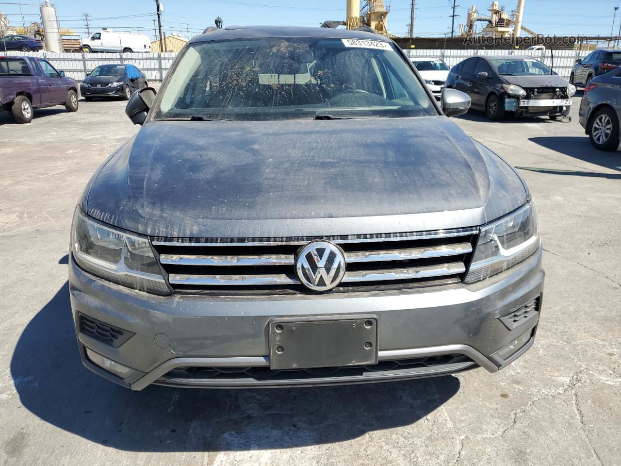 2018 Volkswagen Tiguan Se Gray vin: 3VV3B7AX5JM040005