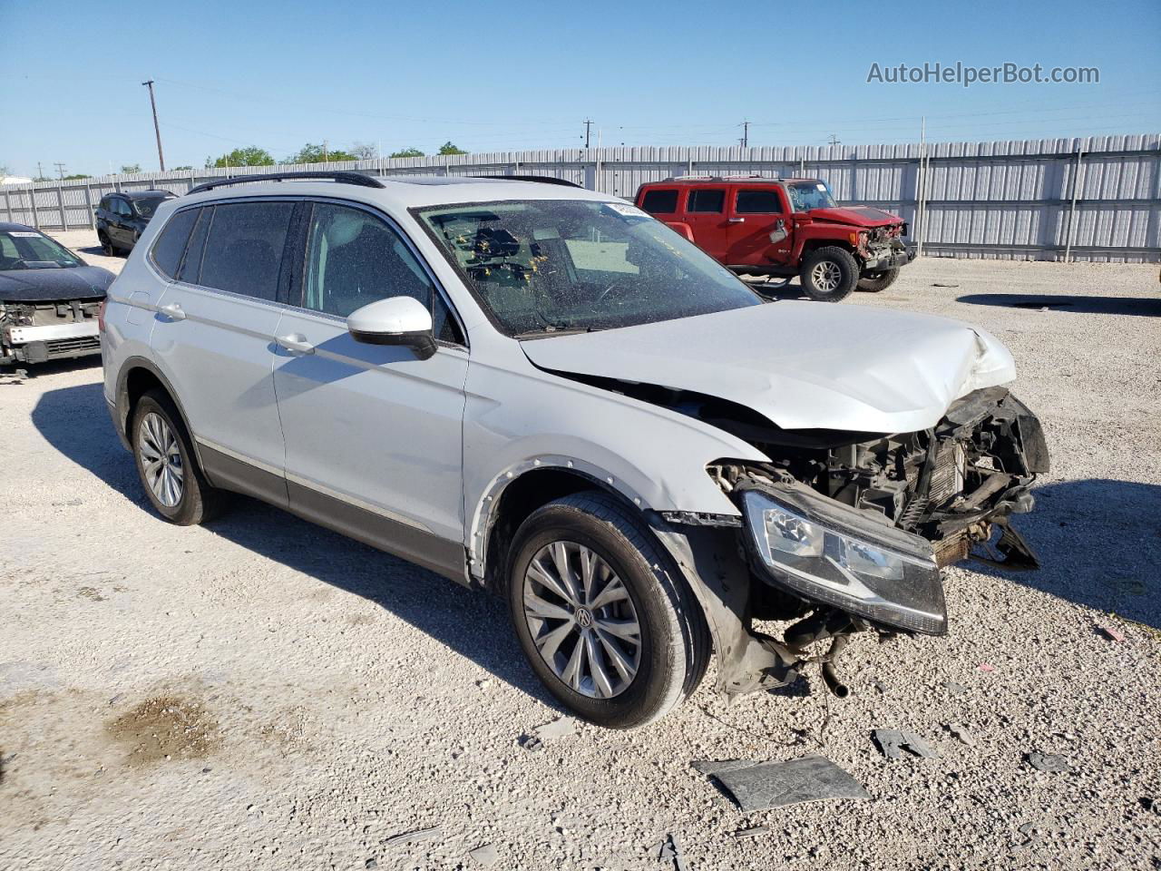 2018 Volkswagen Tiguan Se White vin: 3VV3B7AX5JM157518