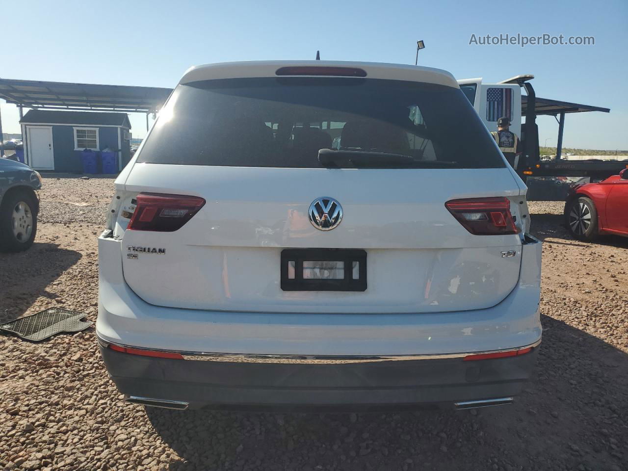 2018 Volkswagen Tiguan Se White vin: 3VV3B7AX5JM163237