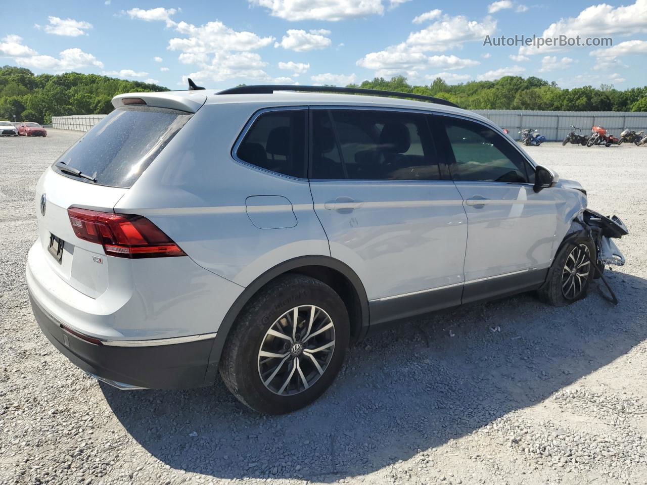 2018 Volkswagen Tiguan Se Белый vin: 3VV3B7AX6JM222537