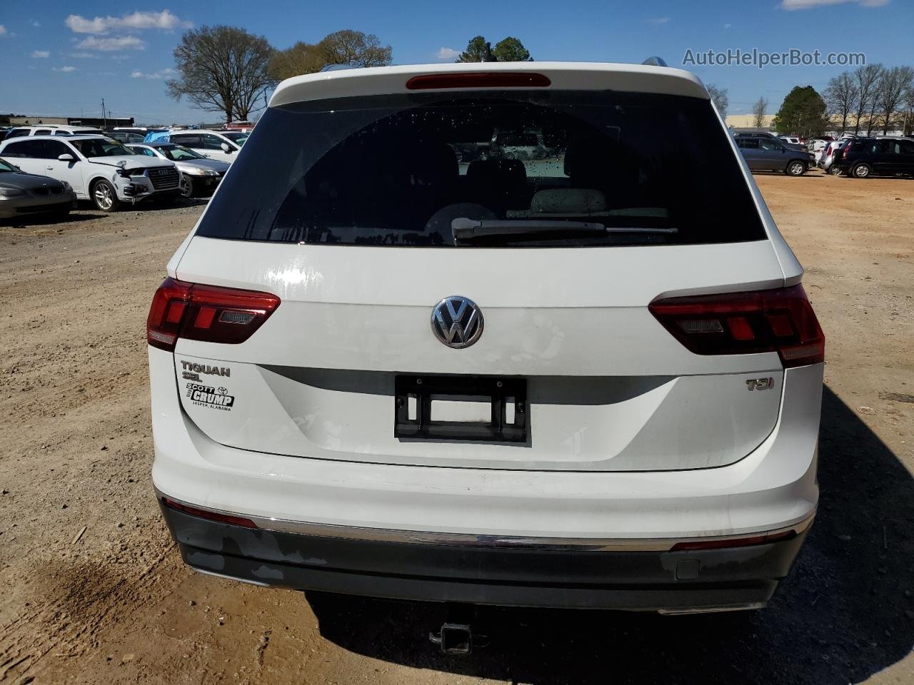2018 Volkswagen Tiguan Se White vin: 3VV3B7AX7JM005157