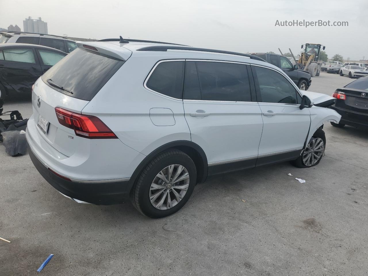 2018 Volkswagen Tiguan Se White vin: 3VV3B7AX7JM138887