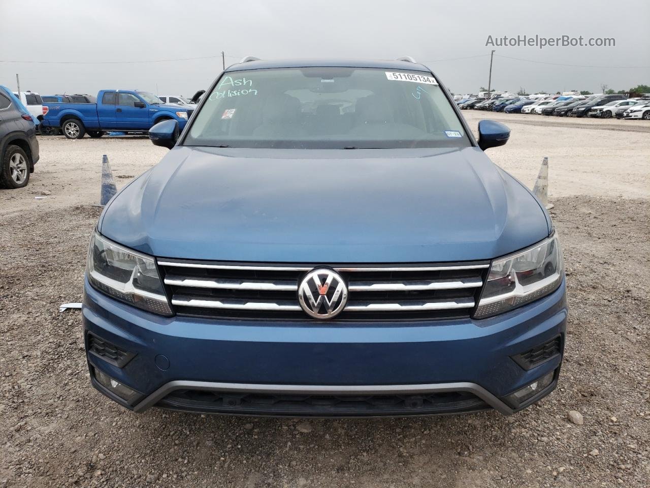 2019 Volkswagen Tiguan Se Blue vin: 3VV3B7AX7KM070799