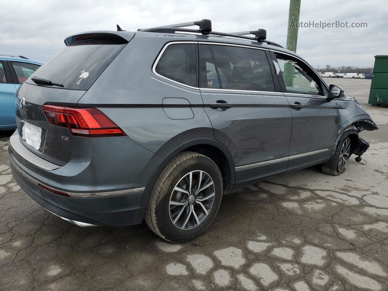 2018 Volkswagen Tiguan Se Gray vin: 3VV3B7AX8JM035574