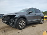 2018 Volkswagen Tiguan Se Gray vin: 3VV3B7AX8JM162714