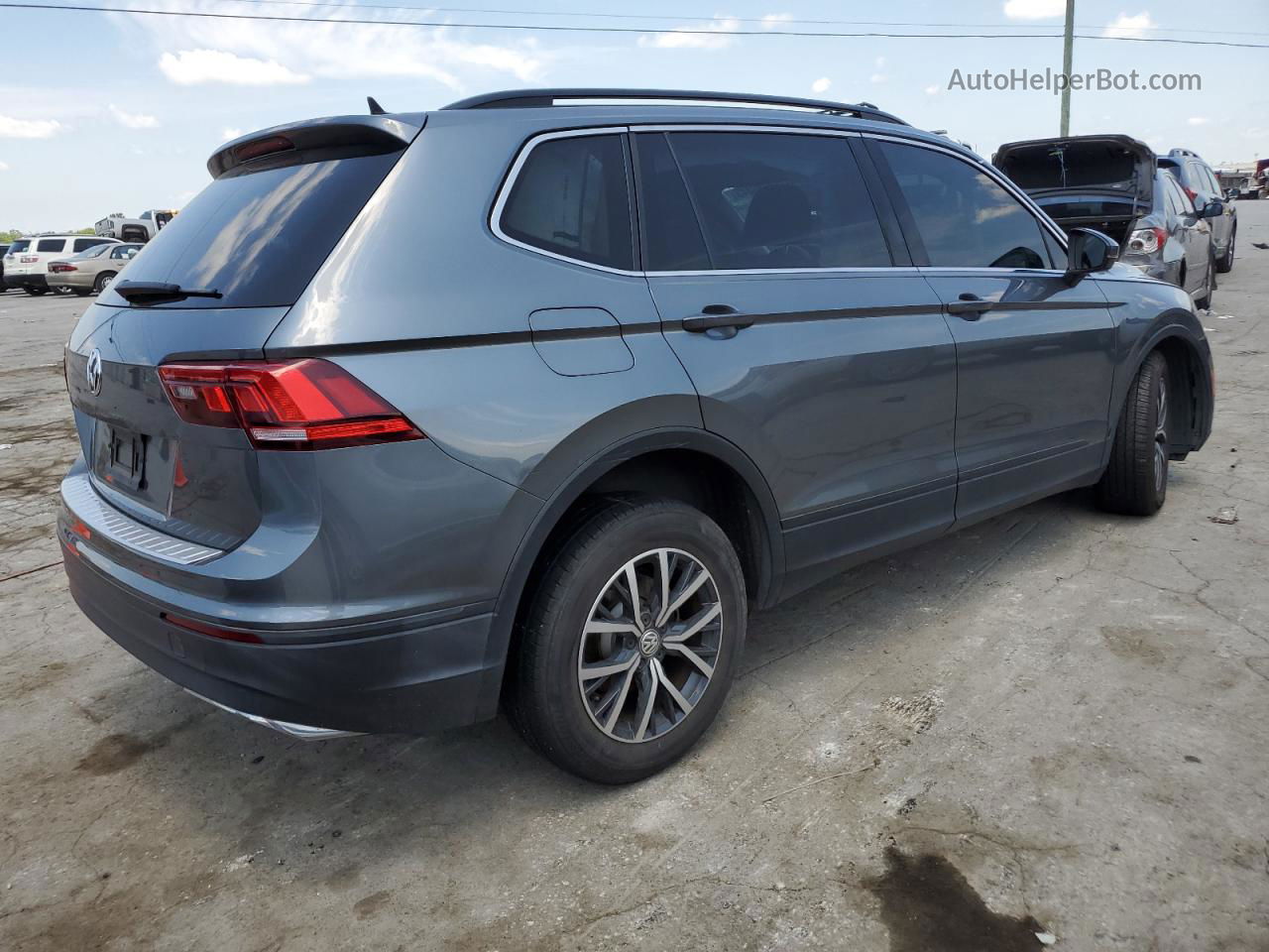 2019 Volkswagen Tiguan Se Gray vin: 3VV3B7AX8KM102952