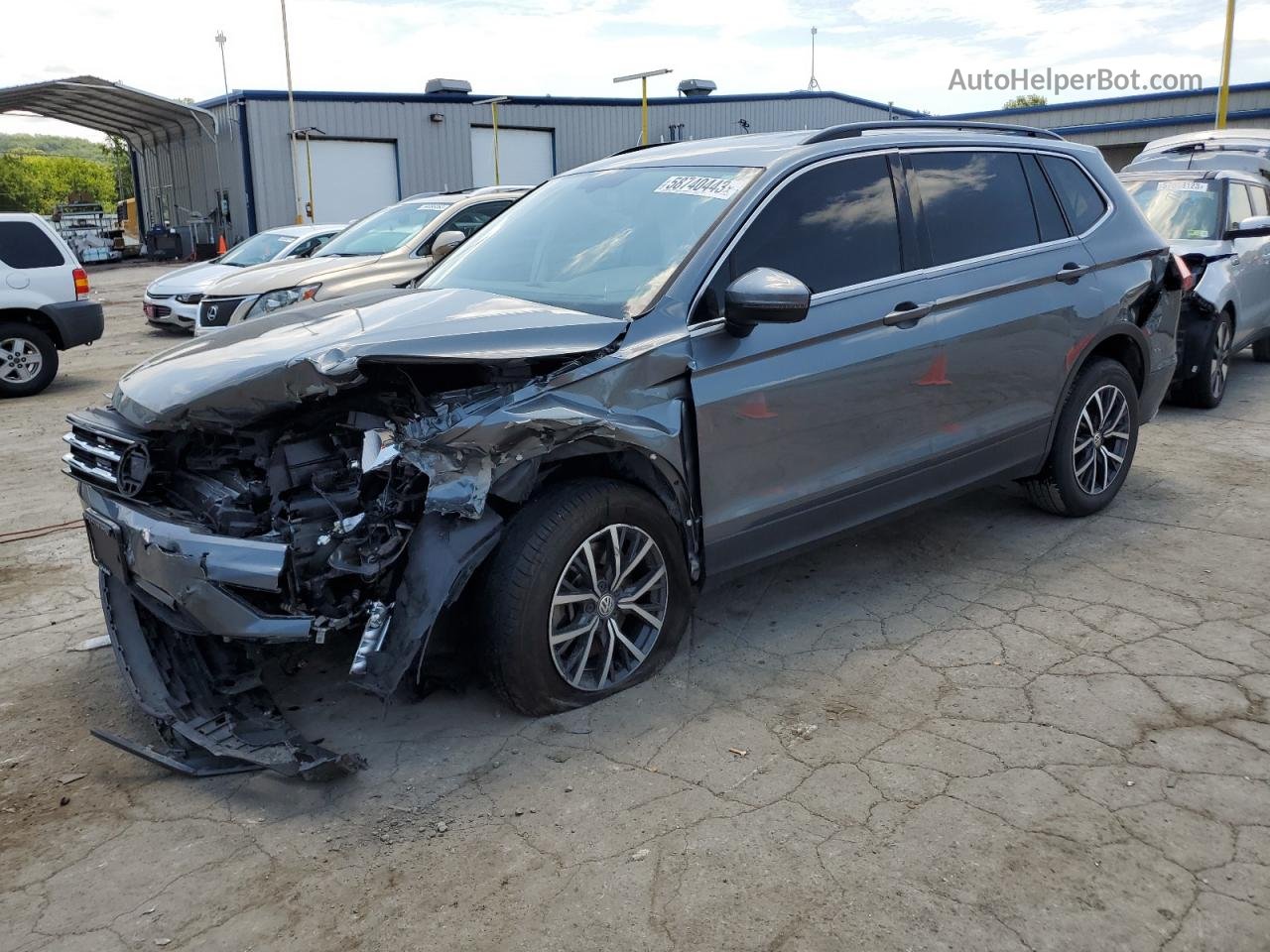 2019 Volkswagen Tiguan Se Gray vin: 3VV3B7AX8KM102952