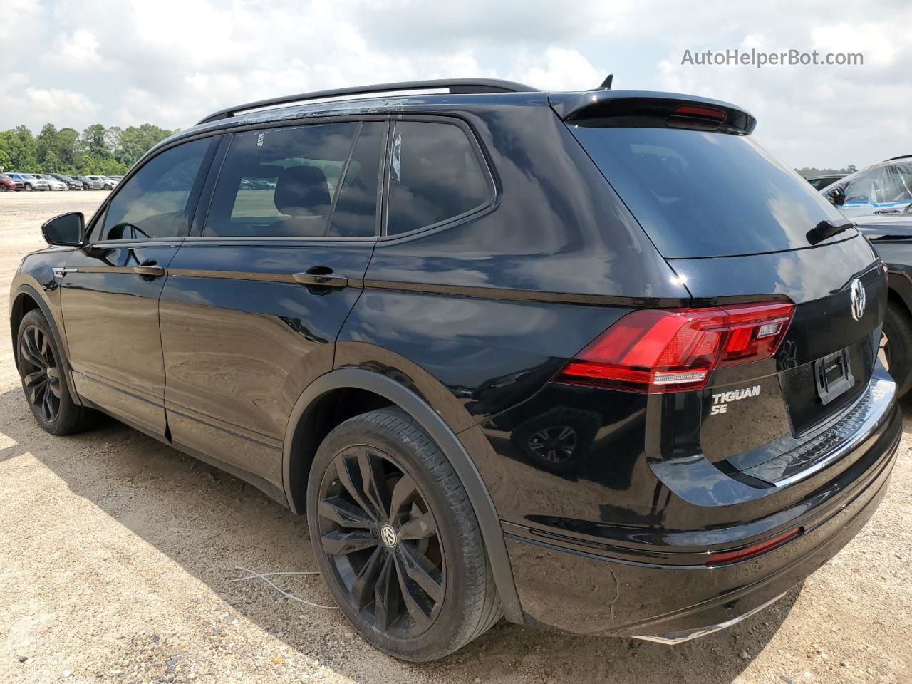 2021 Volkswagen Tiguan Se Черный vin: 3VV3B7AX8MM144959