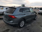 2018 Volkswagen Tiguan Se Gray vin: 3VV3B7AX9JM029413