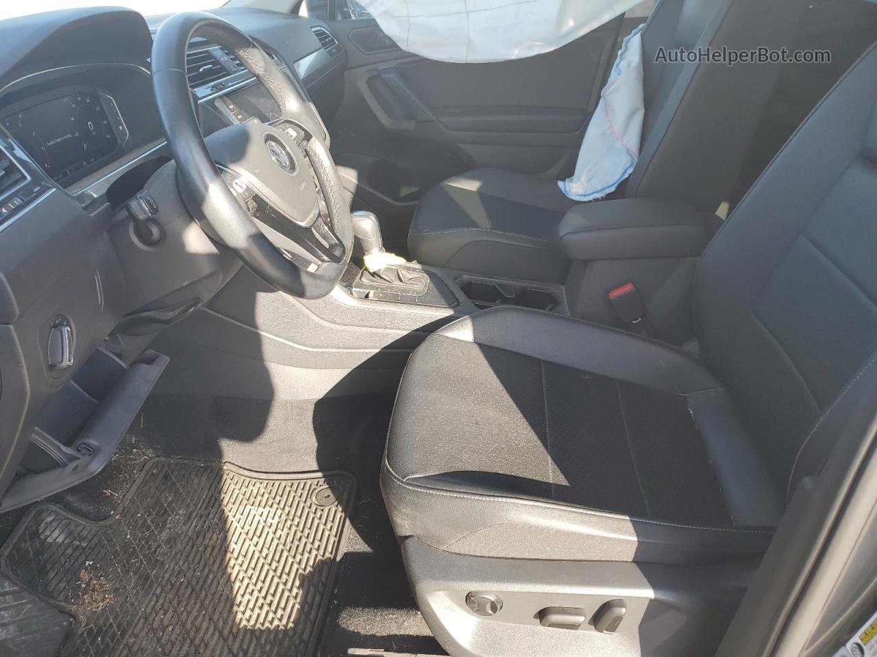 2019 Volkswagen Tiguan Se Серый vin: 3VV3B7AX9KM148001