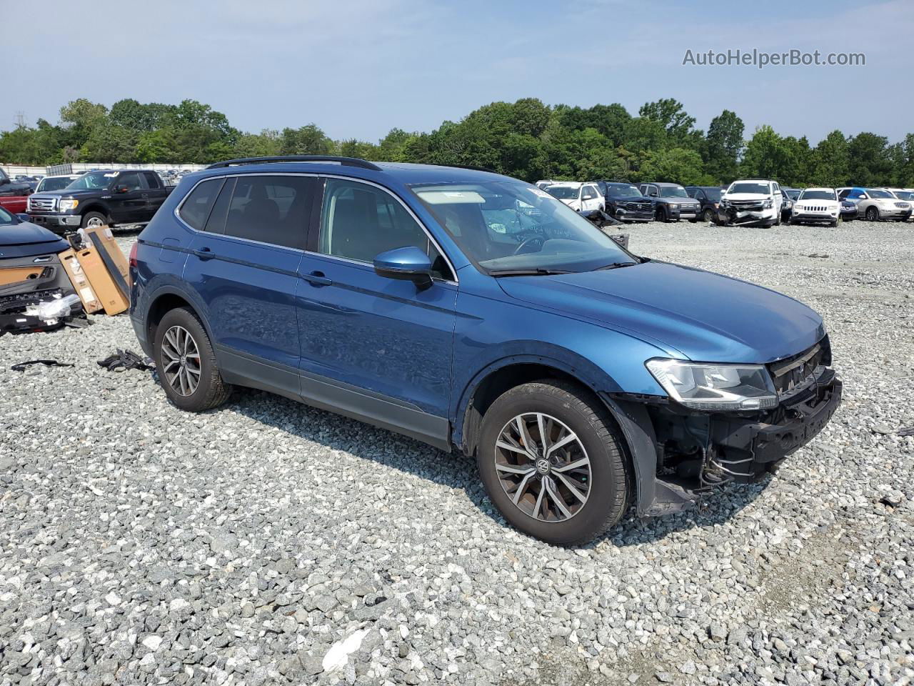 2019 Volkswagen Tiguan Se Синий vin: 3VV3B7AXXKM052555