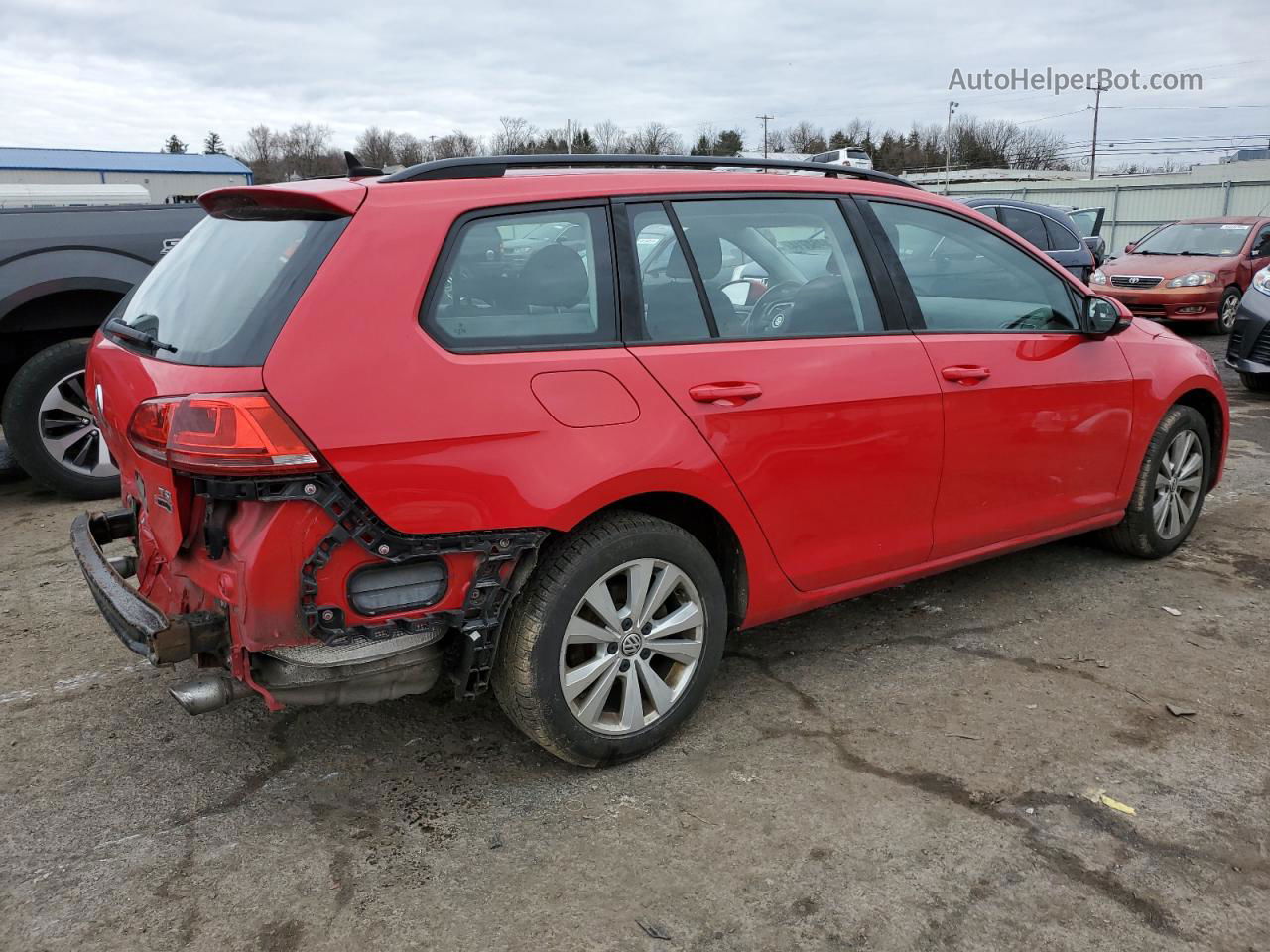 2017 Volkswagen Golf Sportwagen S Red vin: 3VW017AU4HM545003