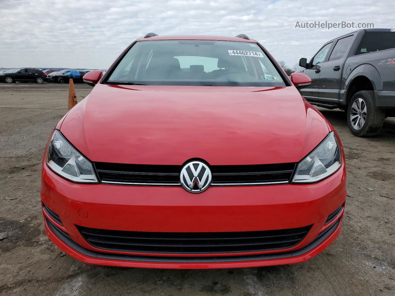 2017 Volkswagen Golf Sportwagen S Red vin: 3VW017AU4HM545003