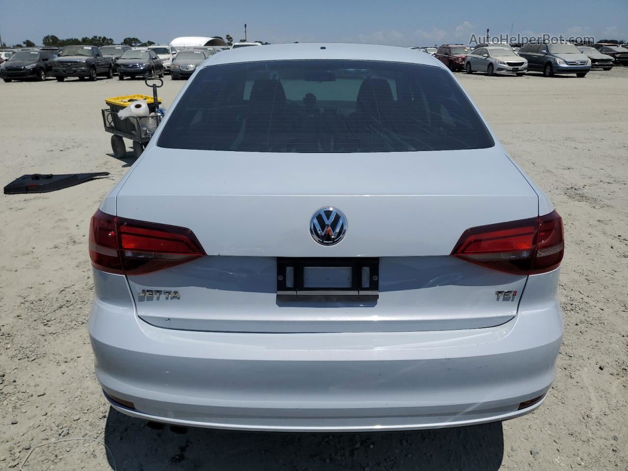 2017 Volkswagen Jetta S Белый vin: 3VW167AJ3HM320972