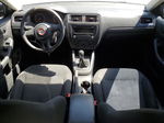 2013 Volkswagen Jetta Base Серебряный vin: 3VW1K7AJ0DM272191