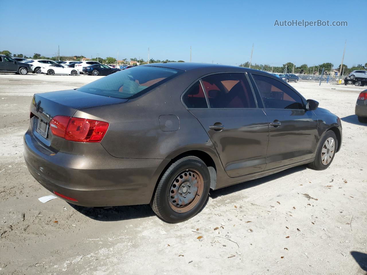 2013 Volkswagen Jetta Base Brown vin: 3VW1K7AJ2DM257627